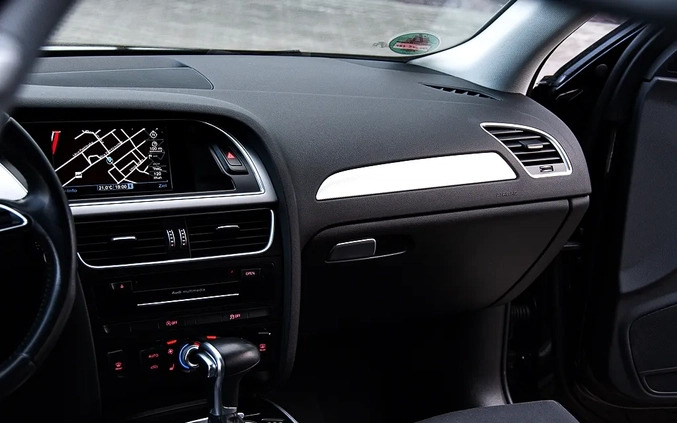 Audi A4 cena 44900 przebieg: 260000, rok produkcji 2014 z Głogów małe 704